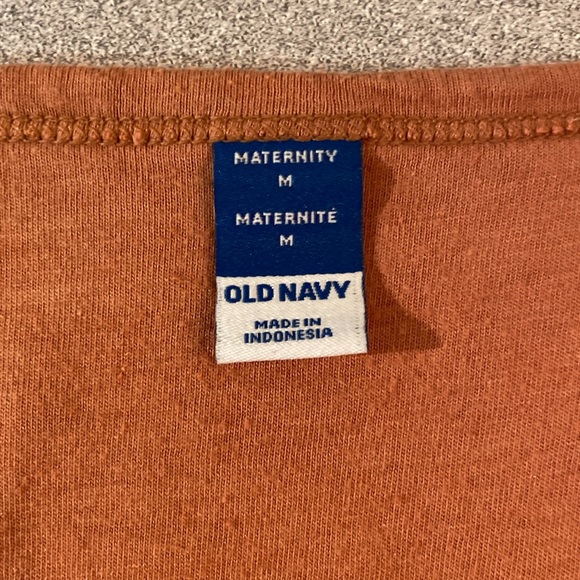 Old Navy - Maternity double layer top. Size M - Picture 3 of 11